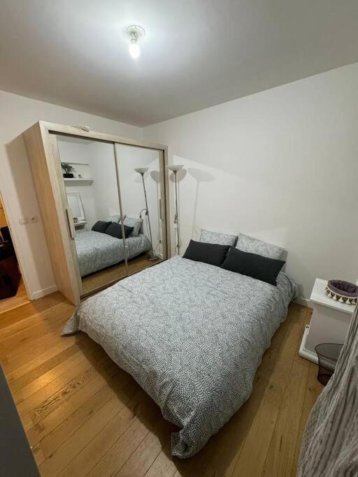 Apartment Elegant Near La Defense And Arena