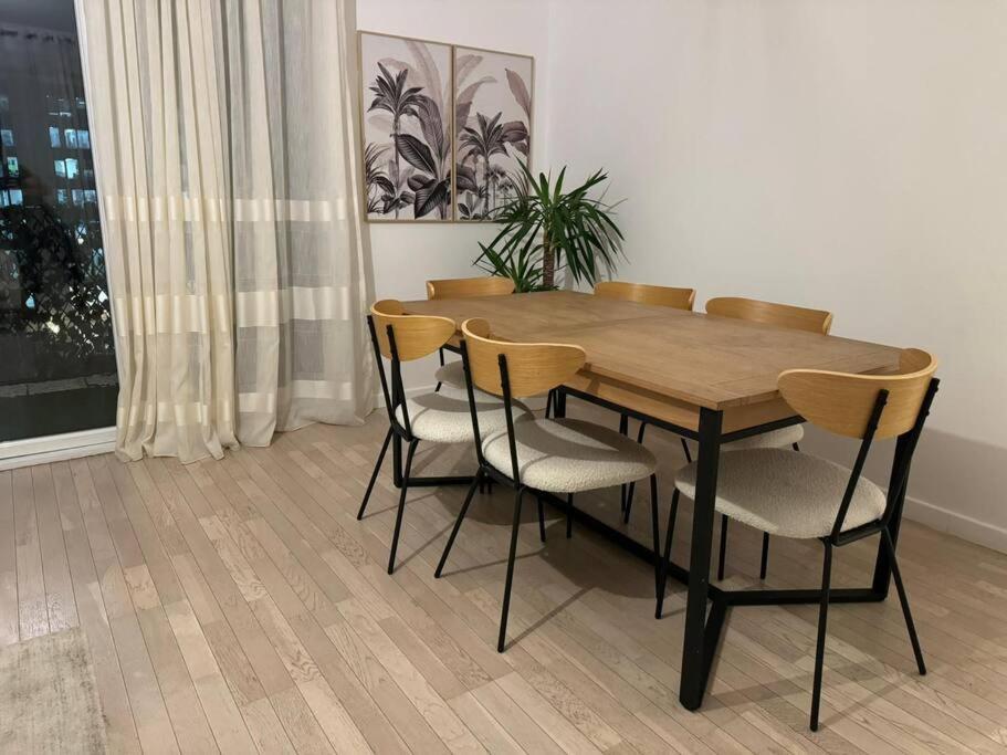 Elegant Near La Defense And Arena Apartment Nanterre